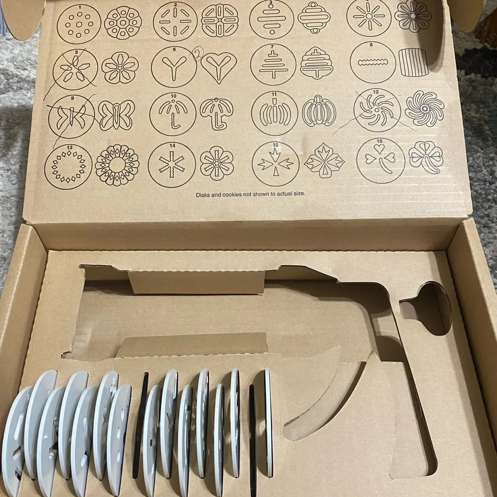 Pampered Chef Cookie Press with‎ Discs Missing 2 Discs
